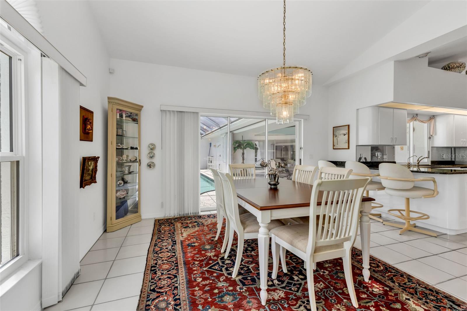 HARBOUR OAKS - Residential