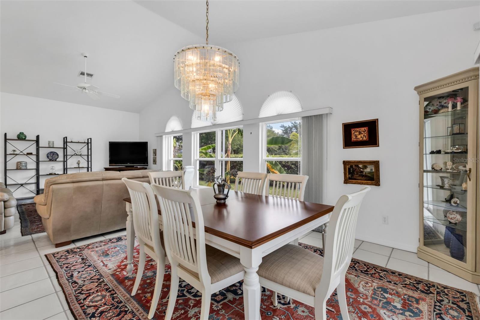 HARBOUR OAKS - Residential