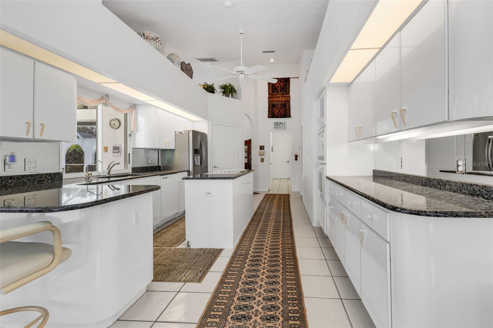 HARBOUR OAKS - Residential