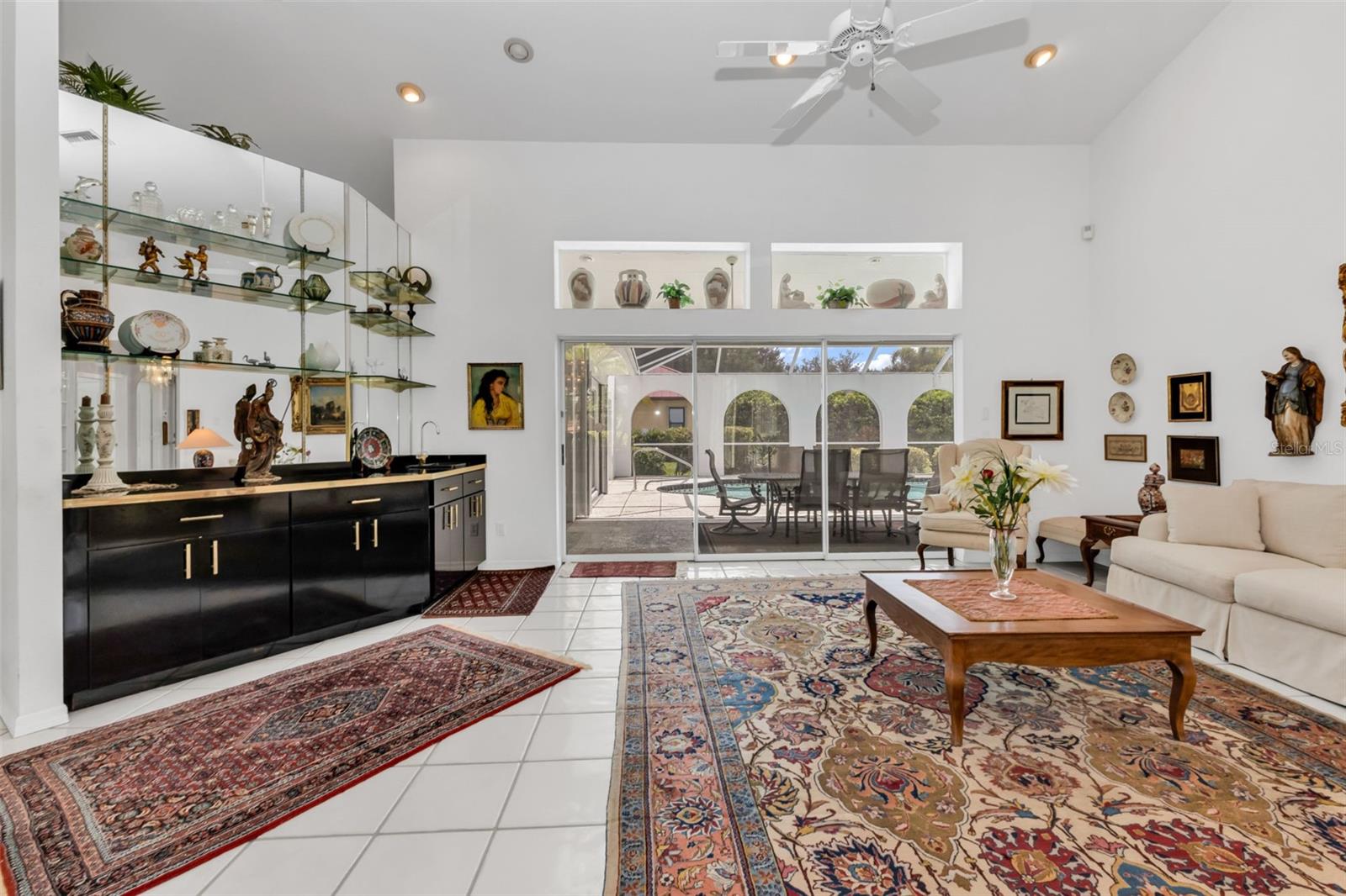 HARBOUR OAKS - Residential