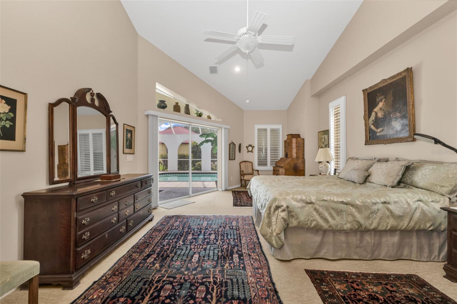 HARBOUR OAKS - Residential