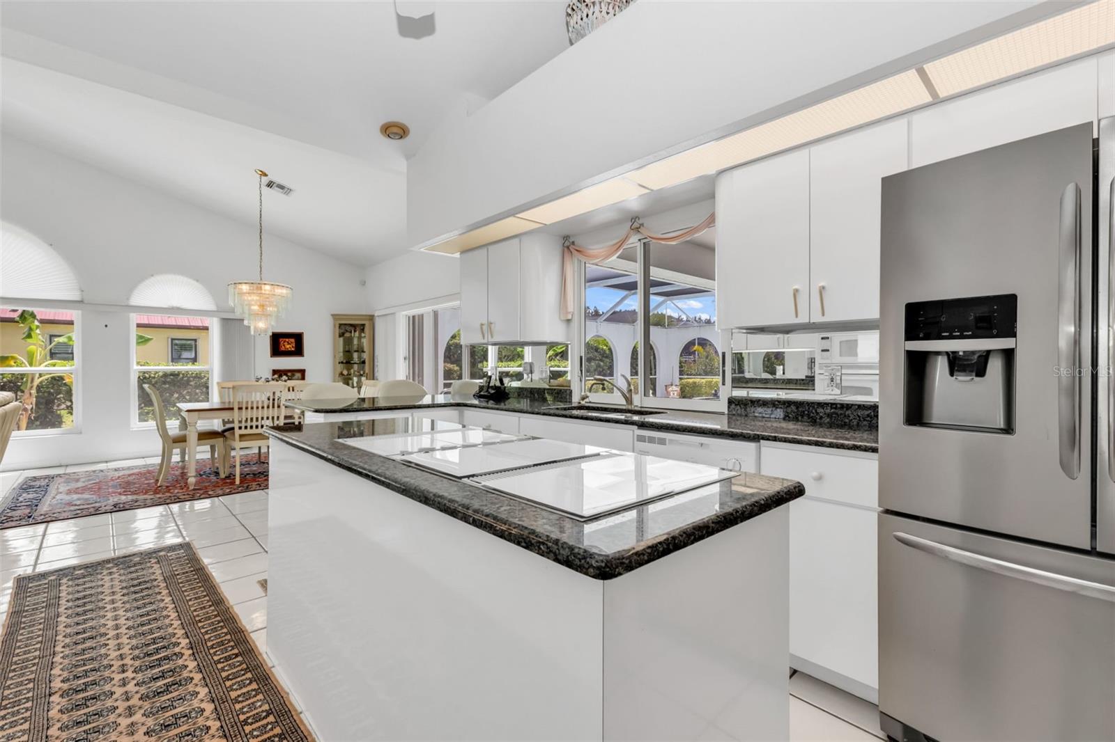 HARBOUR OAKS - Residential