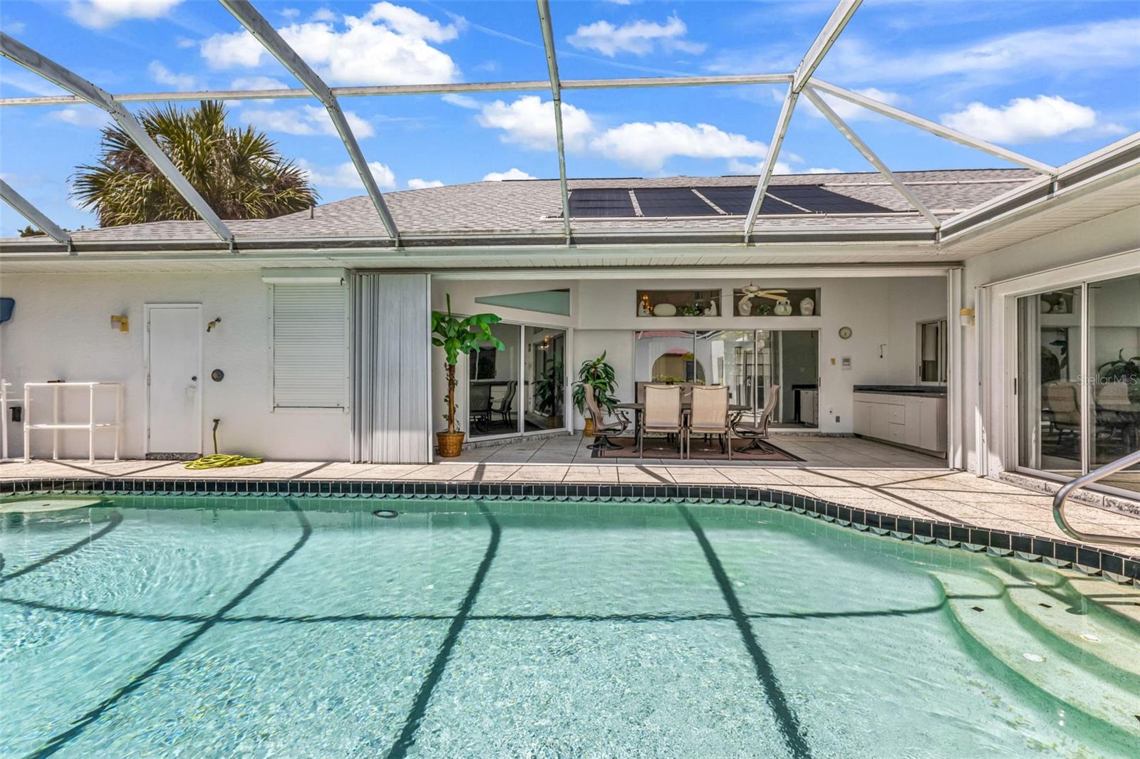 HARBOUR OAKS - Residential