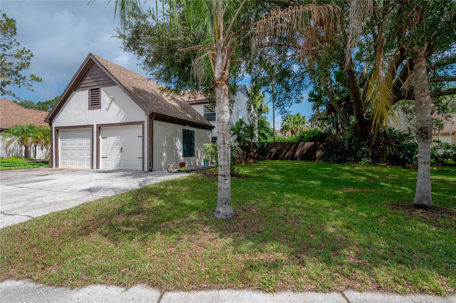 16109 DAWNVIEW DRIVE