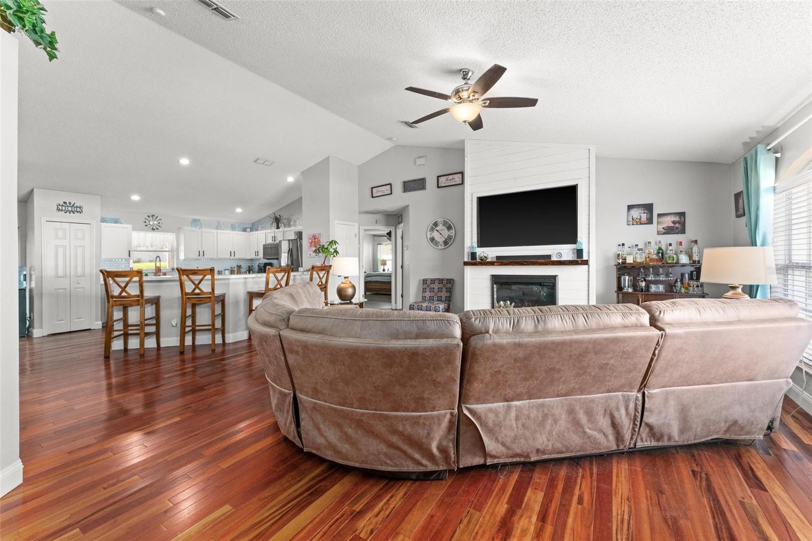 Photo 5 of 51 of 1224 DEMOISELLE STREET house