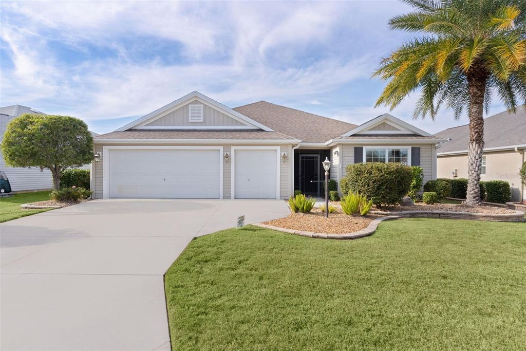 Photo of 791 Enisgrove Way, The Villages, FL 32163 (MLS # G5104797)