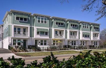 TOWNS AT UNION - Residential