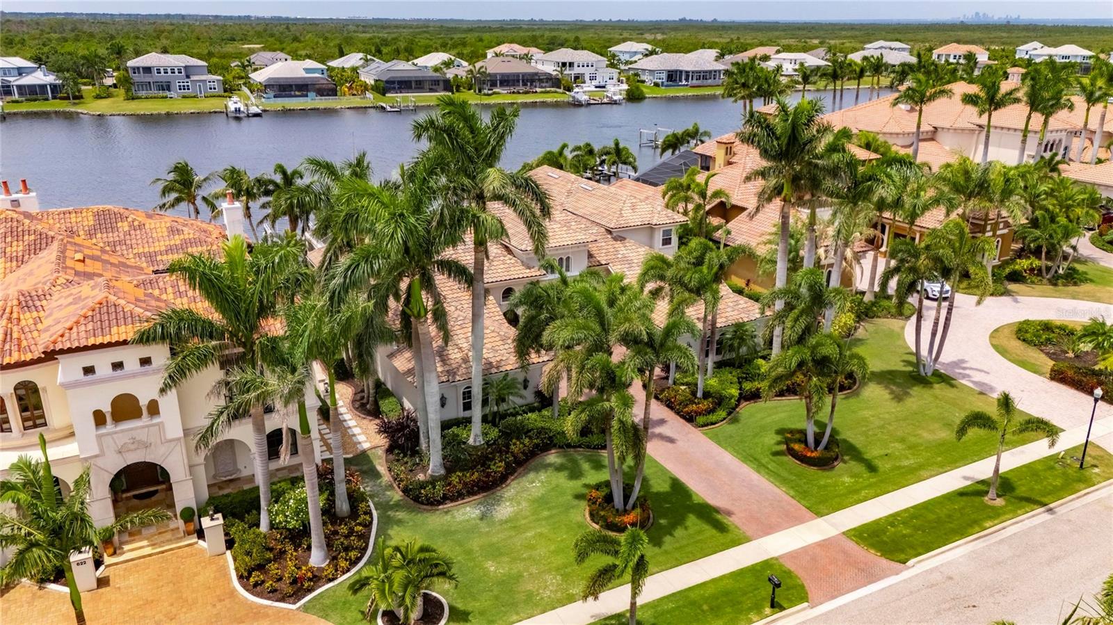 MIRABAY PH 1B-1/2A-1/3B-1 - Residential