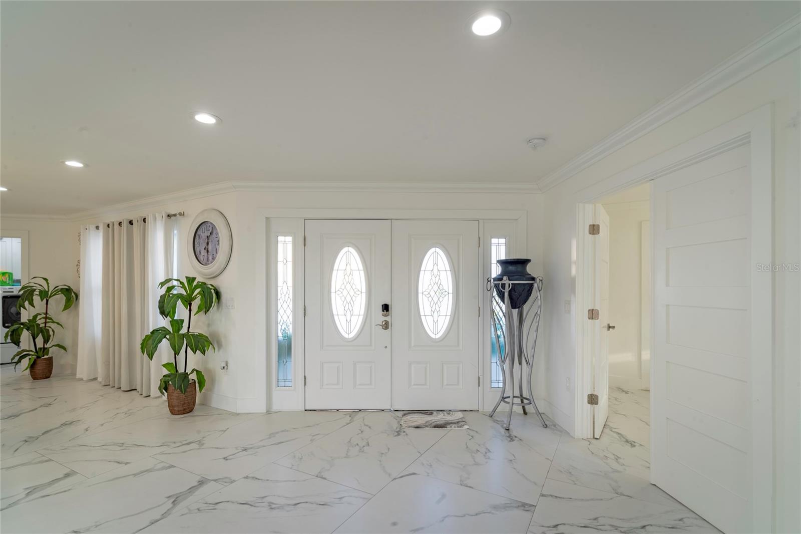 ISLAND ESTATE OF CLEARWATER UNITS 6D 7A 7C - Residential Lease