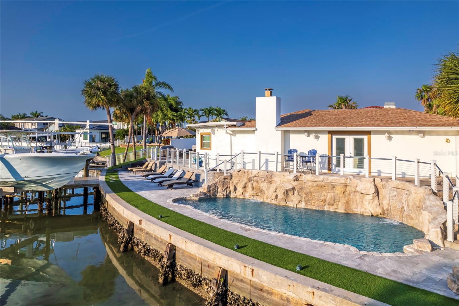 ISLAND ESTATE OF CLEARWATER UNITS 6D 7A 7C - Residential Lease