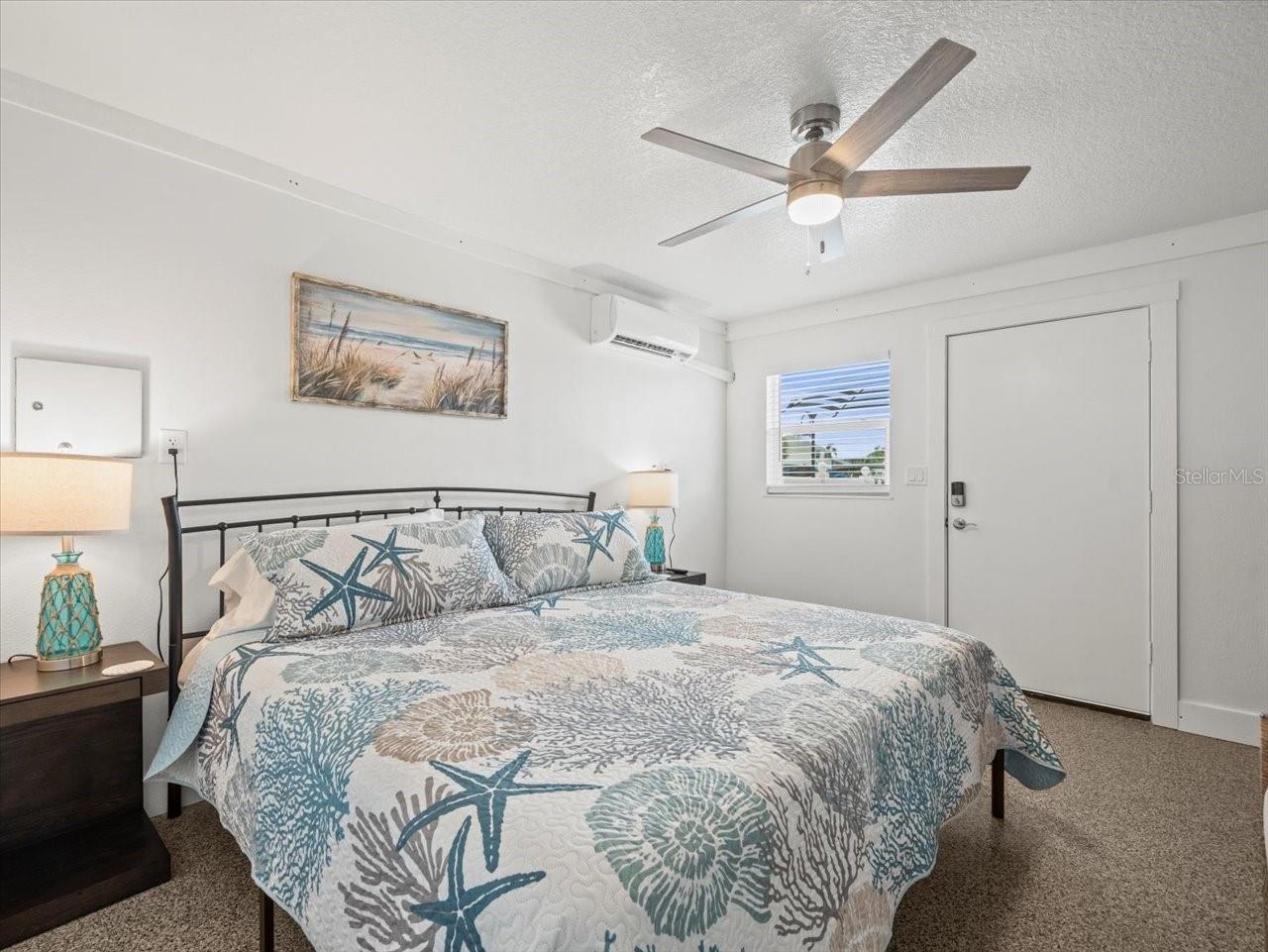 GULF COAST RET - Commercial Sale