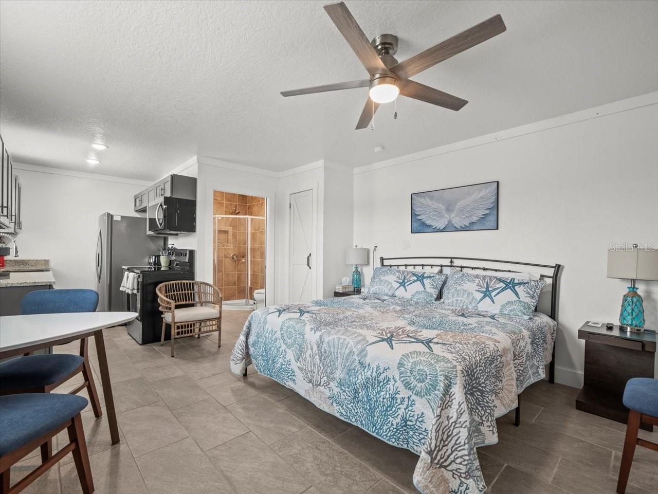 GULF COAST RET - Commercial Sale