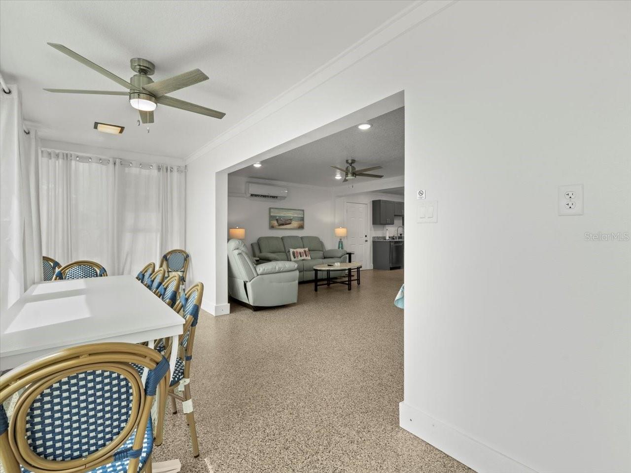 GULF COAST RET - Commercial Sale