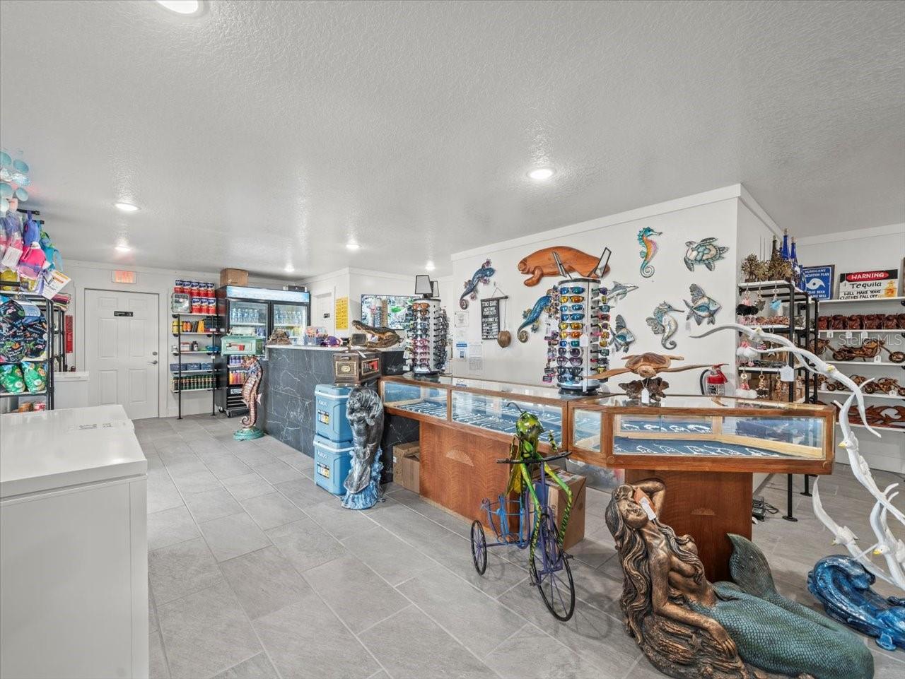 GULF COAST RET - Commercial Sale