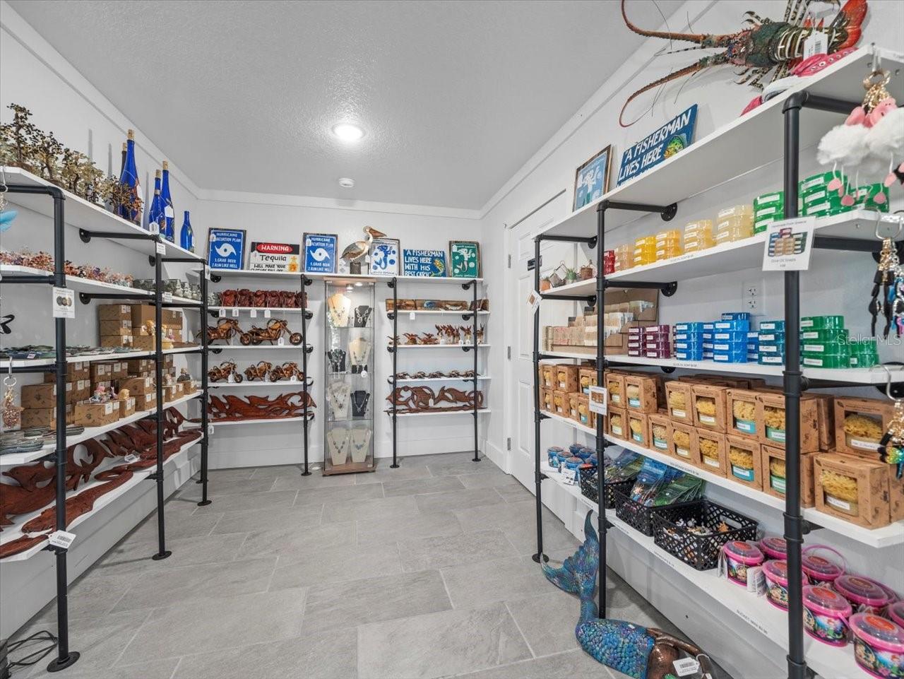 GULF COAST RET - Commercial Sale