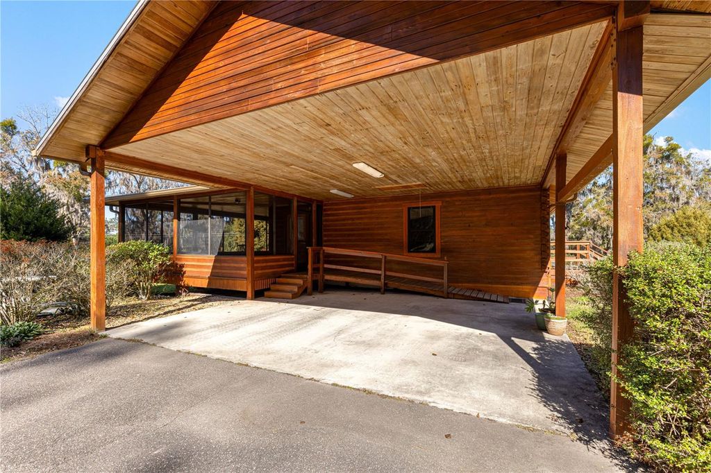 Photo of 9145 NW 193 Street, Micanopy, FL 32667 (MLS # OM717366)