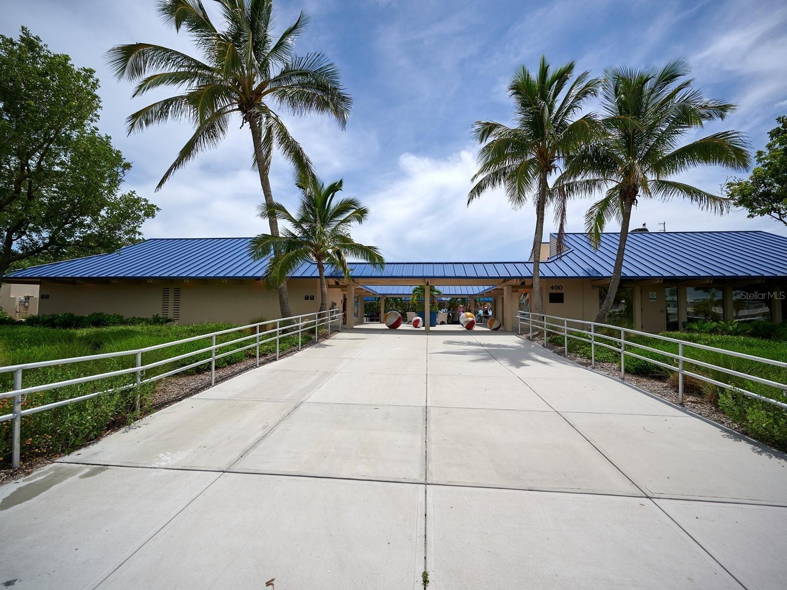 LIDO HARBOUR TOWERS - Residential