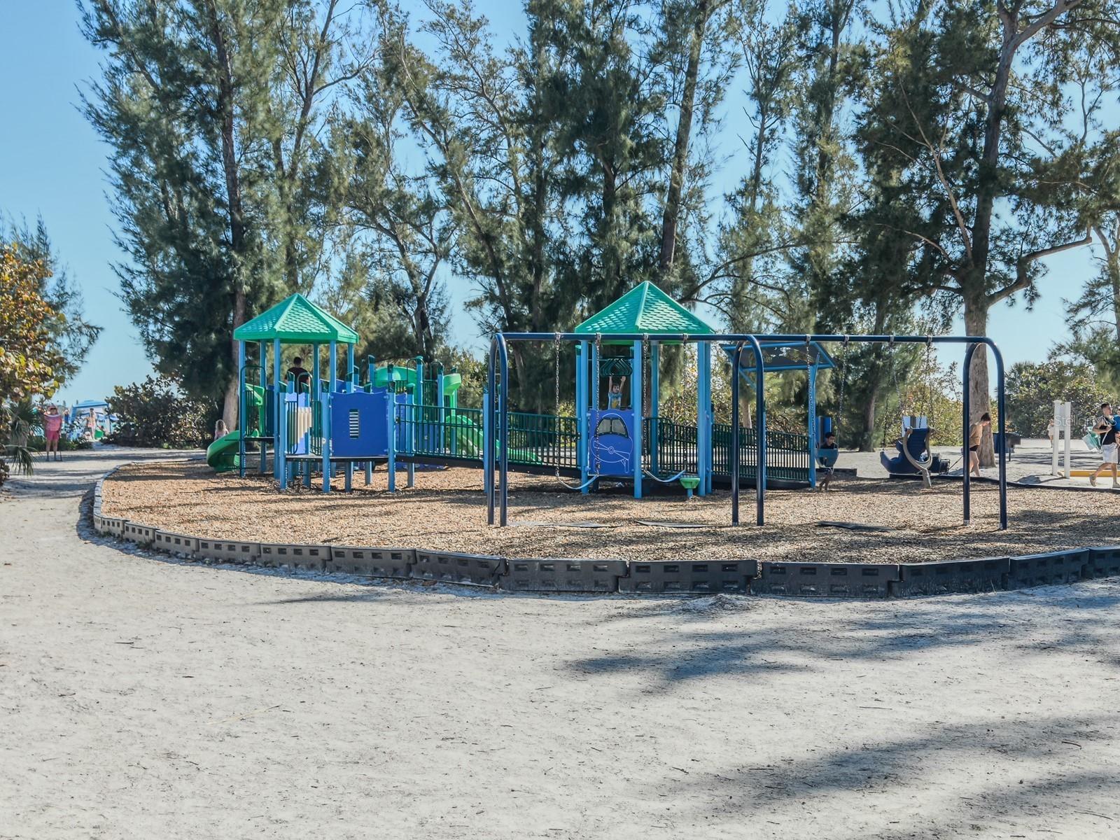 LIDO HARBOUR TOWERS - Residential