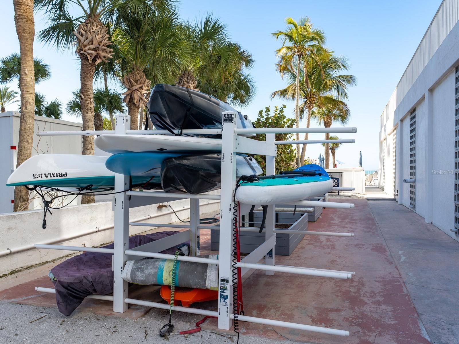 LIDO HARBOUR TOWERS - Residential