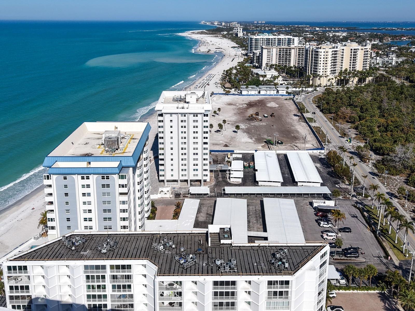 LIDO HARBOUR TOWERS - Residential