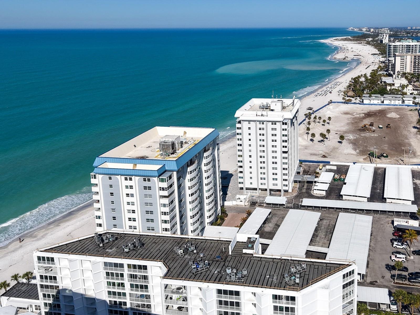 LIDO HARBOUR TOWERS - Residential