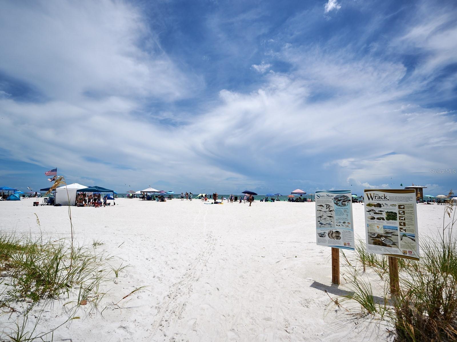 LIDO HARBOUR TOWERS - Residential
