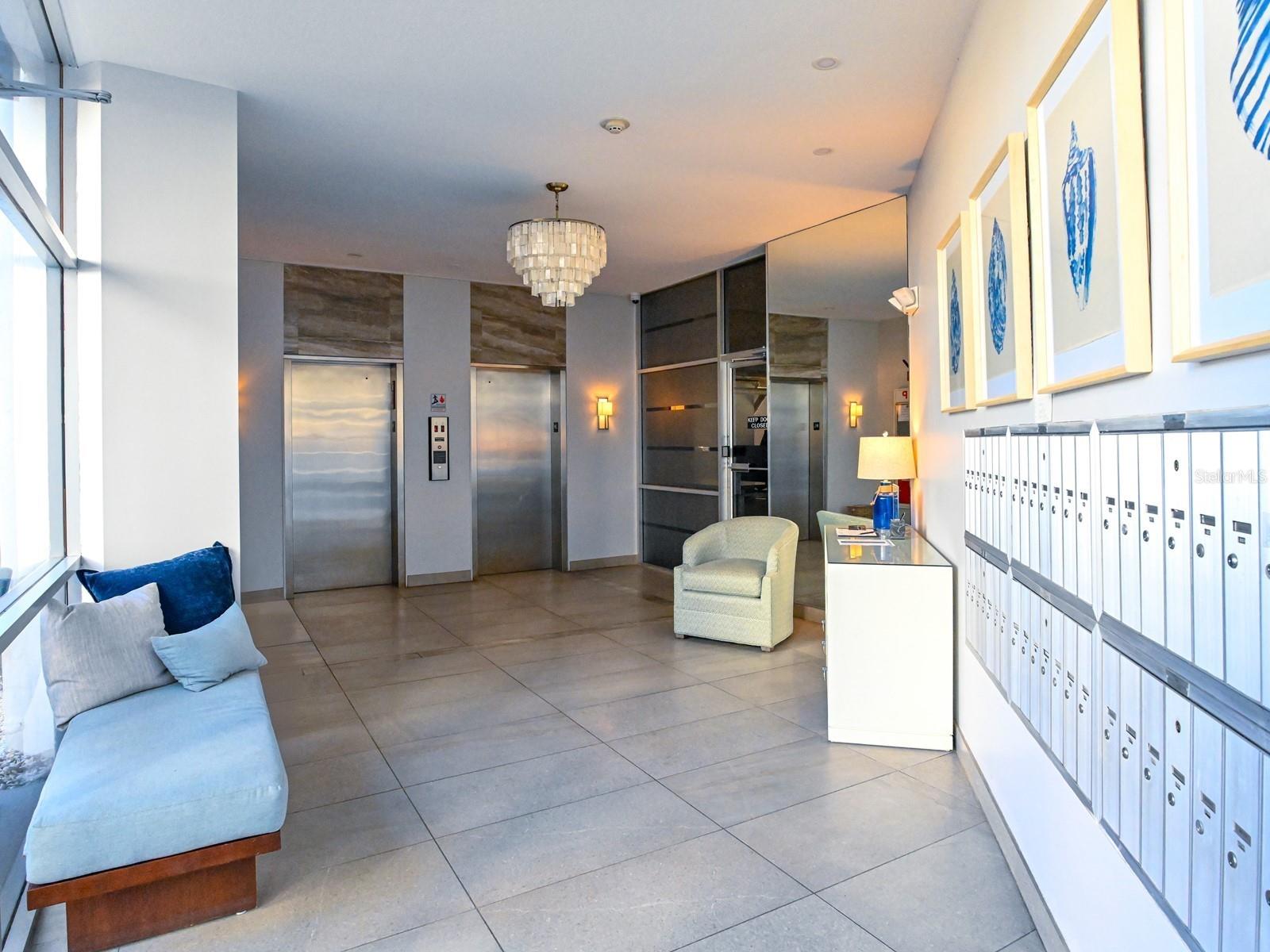 LIDO HARBOUR TOWERS - Residential