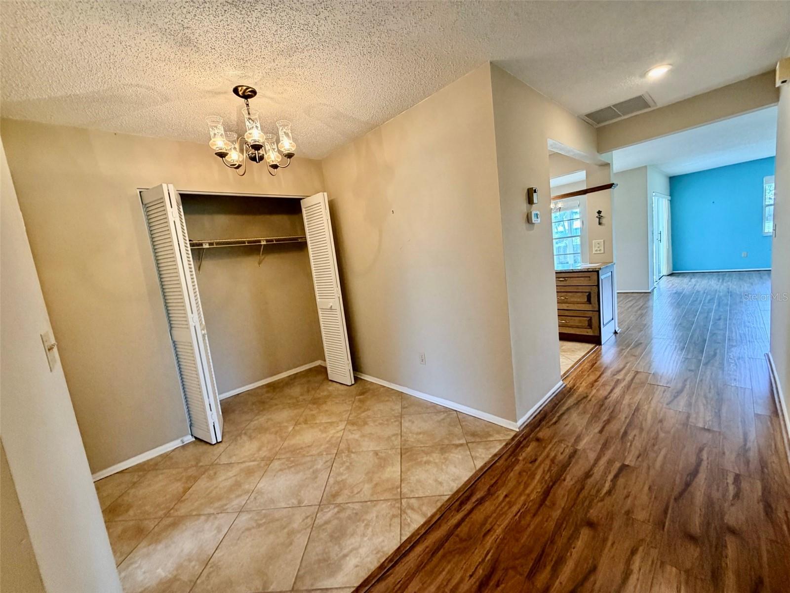7302 9TH AVENUE W 7302