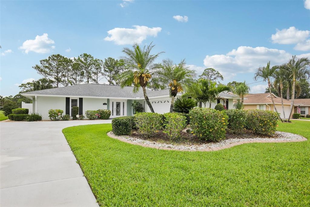 Photo of 530 Magellan Drive, Sarasota, FL 34243 (MLS # A4692098)