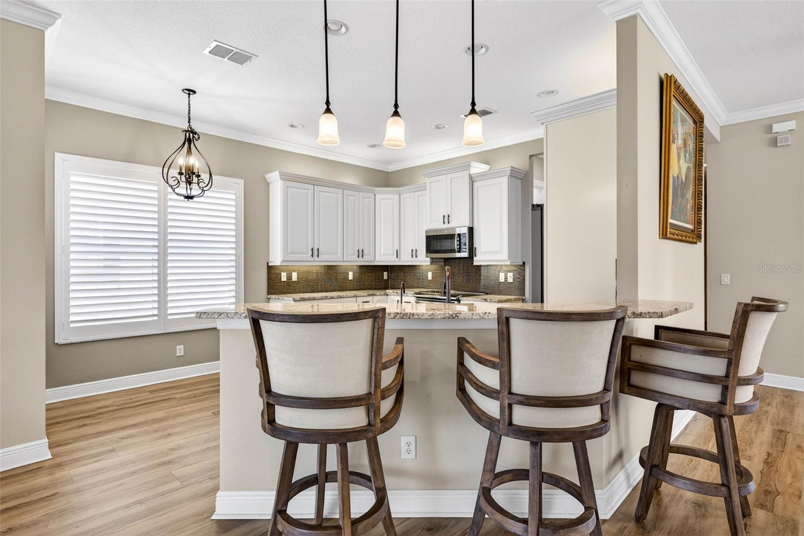 VALENCIA LAKES - Residential