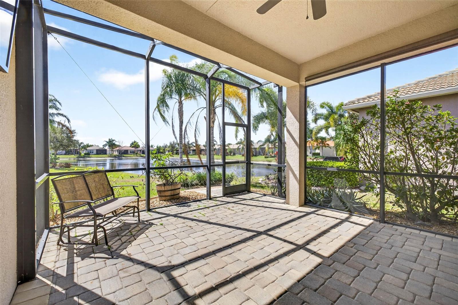 VALENCIA LAKES - Residential