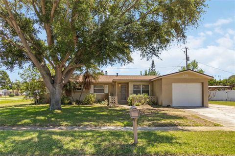 Photo of 925 Garden Road, Merritt Island, FL 32952 (MLS # O6398973)