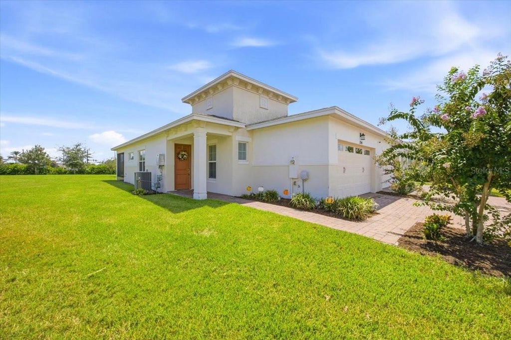 Photo of 2541 Yellow Brick Road, Saint Cloud, FL 34771 (MLS # O6437442)