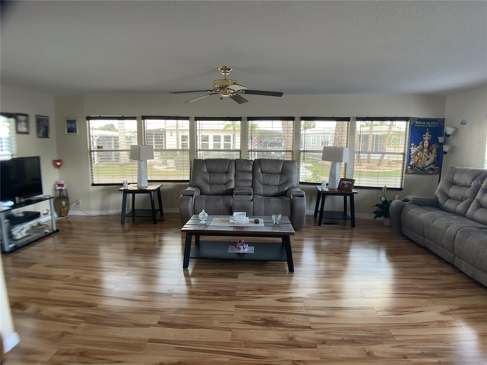 MAPLE LEAF ESTATES - Residential