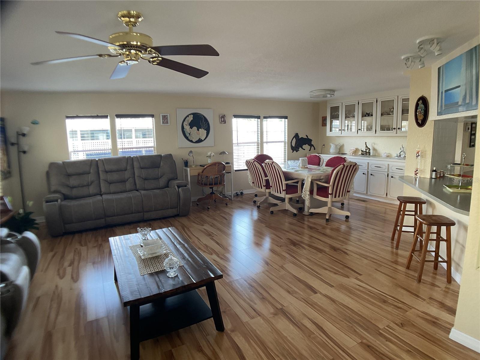MAPLE LEAF ESTATES - Residential