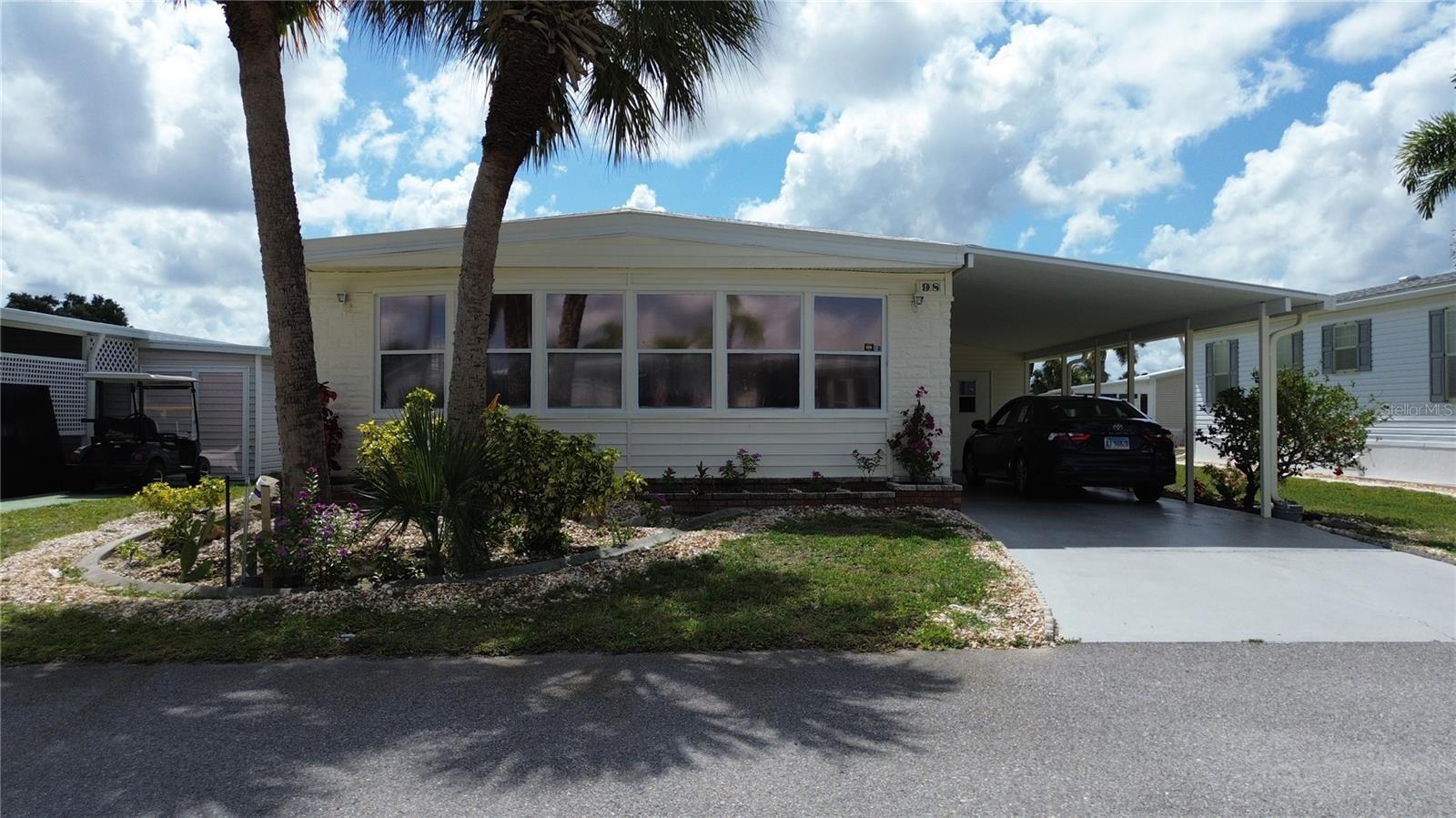 MAPLE LEAF ESTATES - Residential