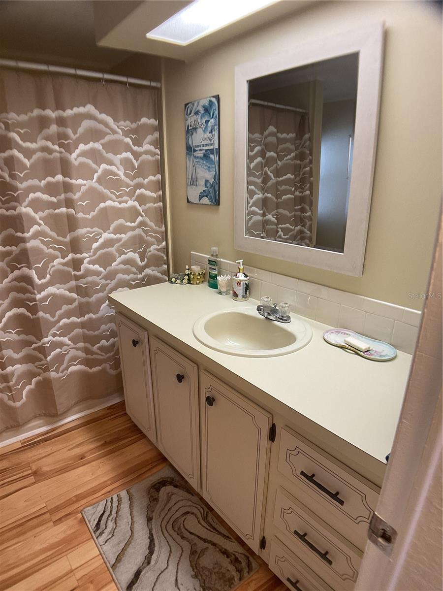 MAPLE LEAF ESTATES - Residential