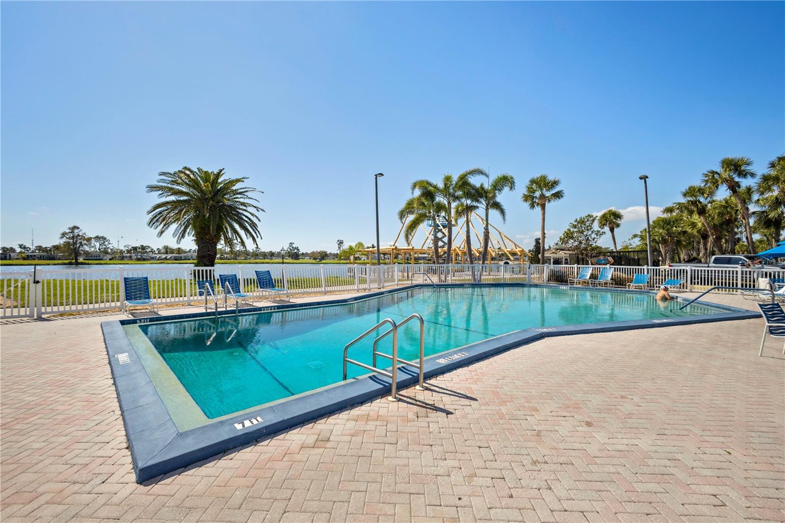 MAPLE LEAF ESTATES - Residential
