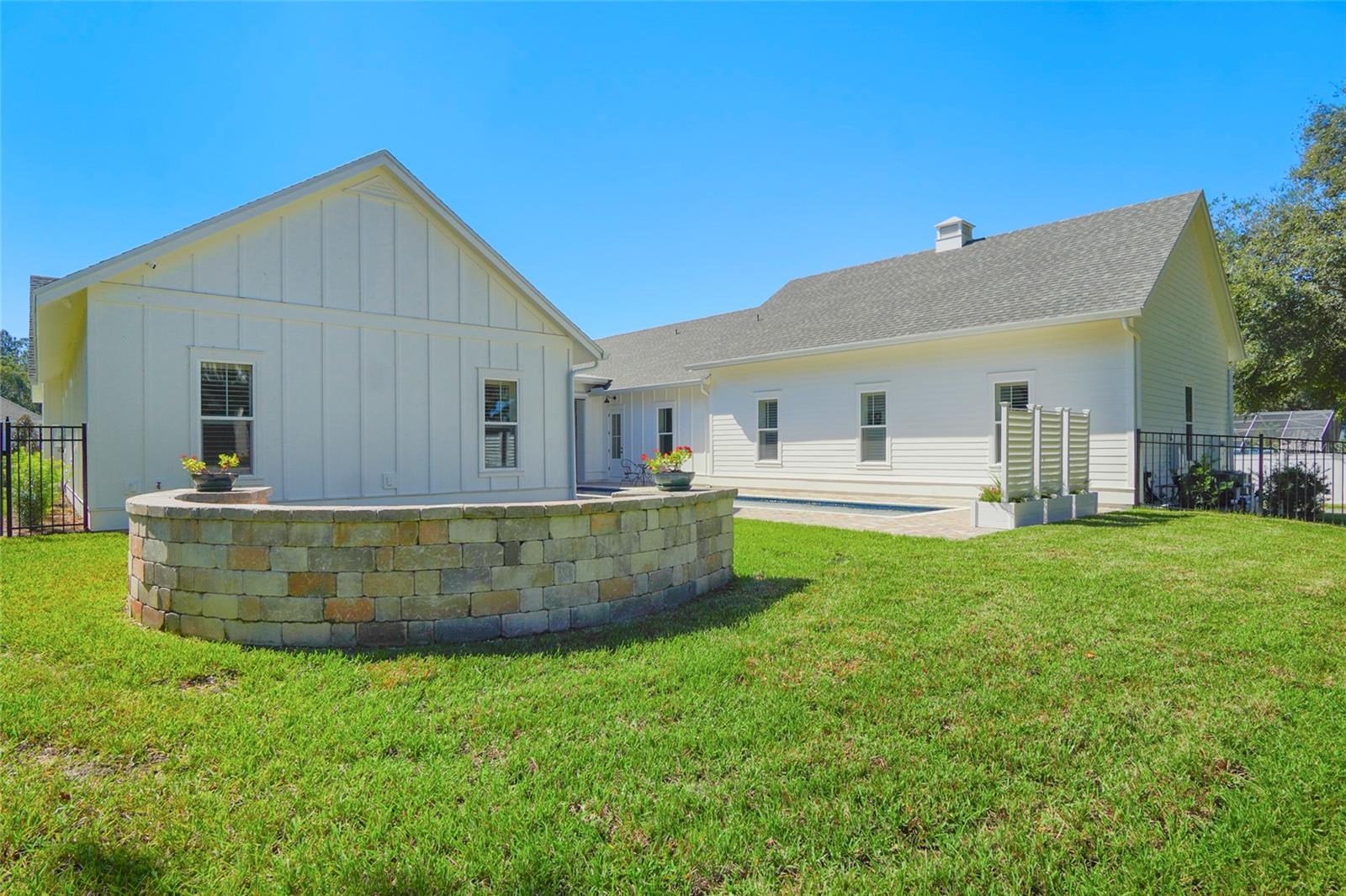 OAKLAND HILLS - Residential