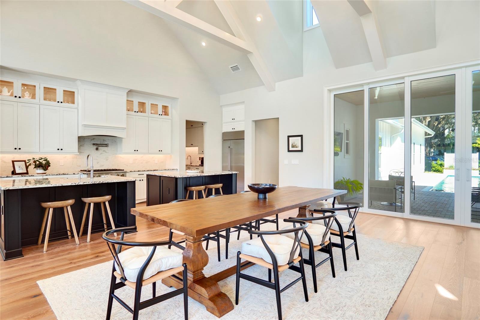 OAKLAND HILLS - Residential