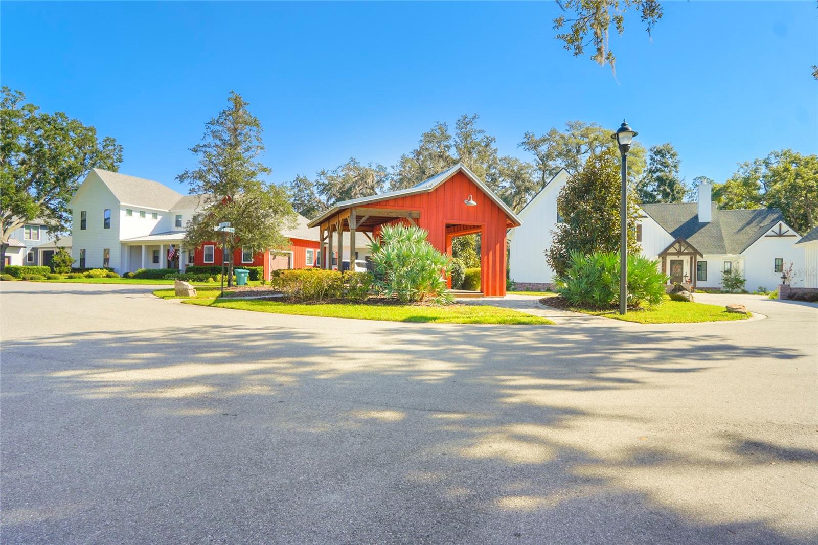 OAKLAND HILLS - Residential