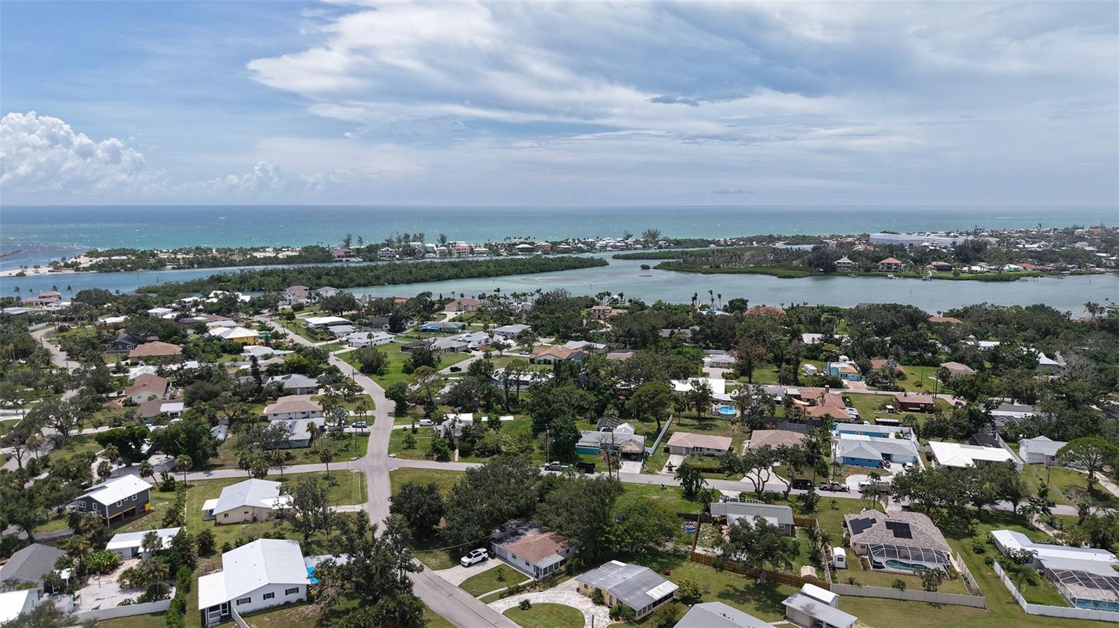 BAY POINT - Land