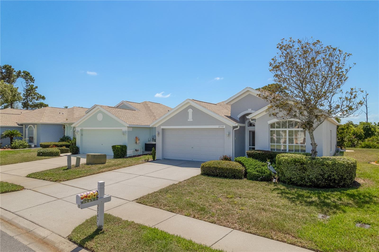 2747 WOOD POINTE DRIVE