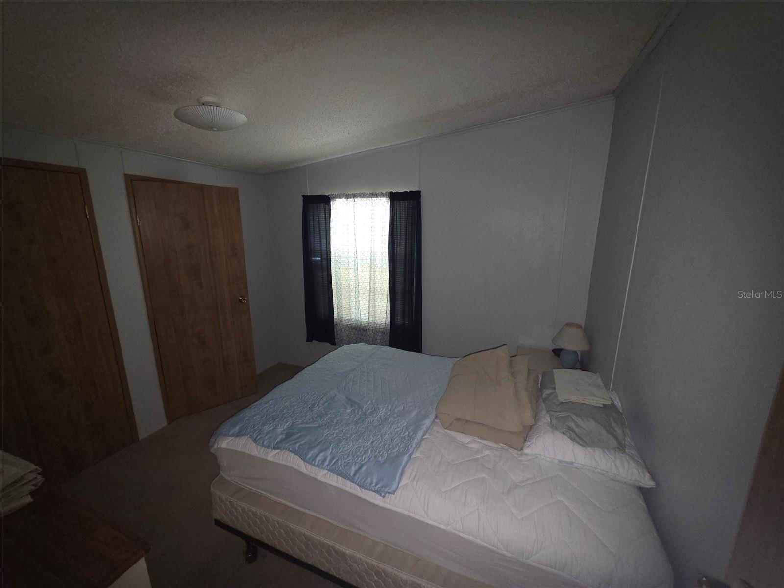 HILLTOP MANOR - Residential Lease