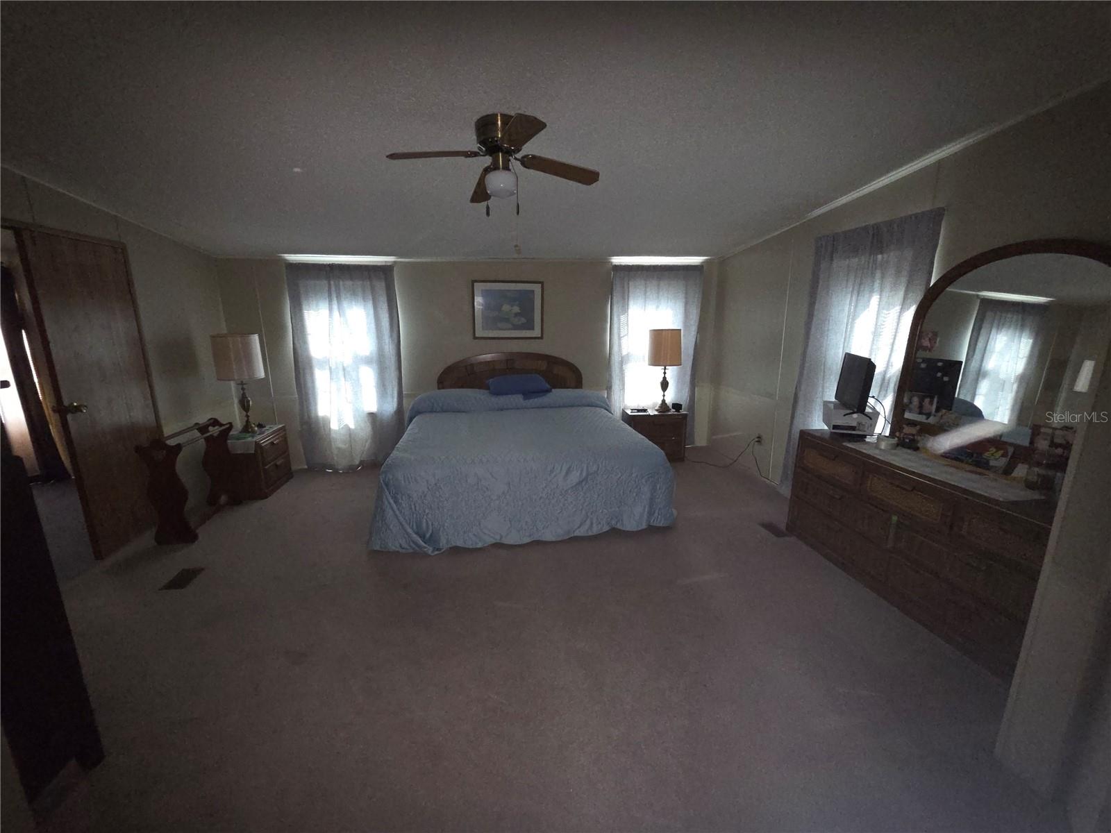 HILLTOP MANOR - Residential Lease