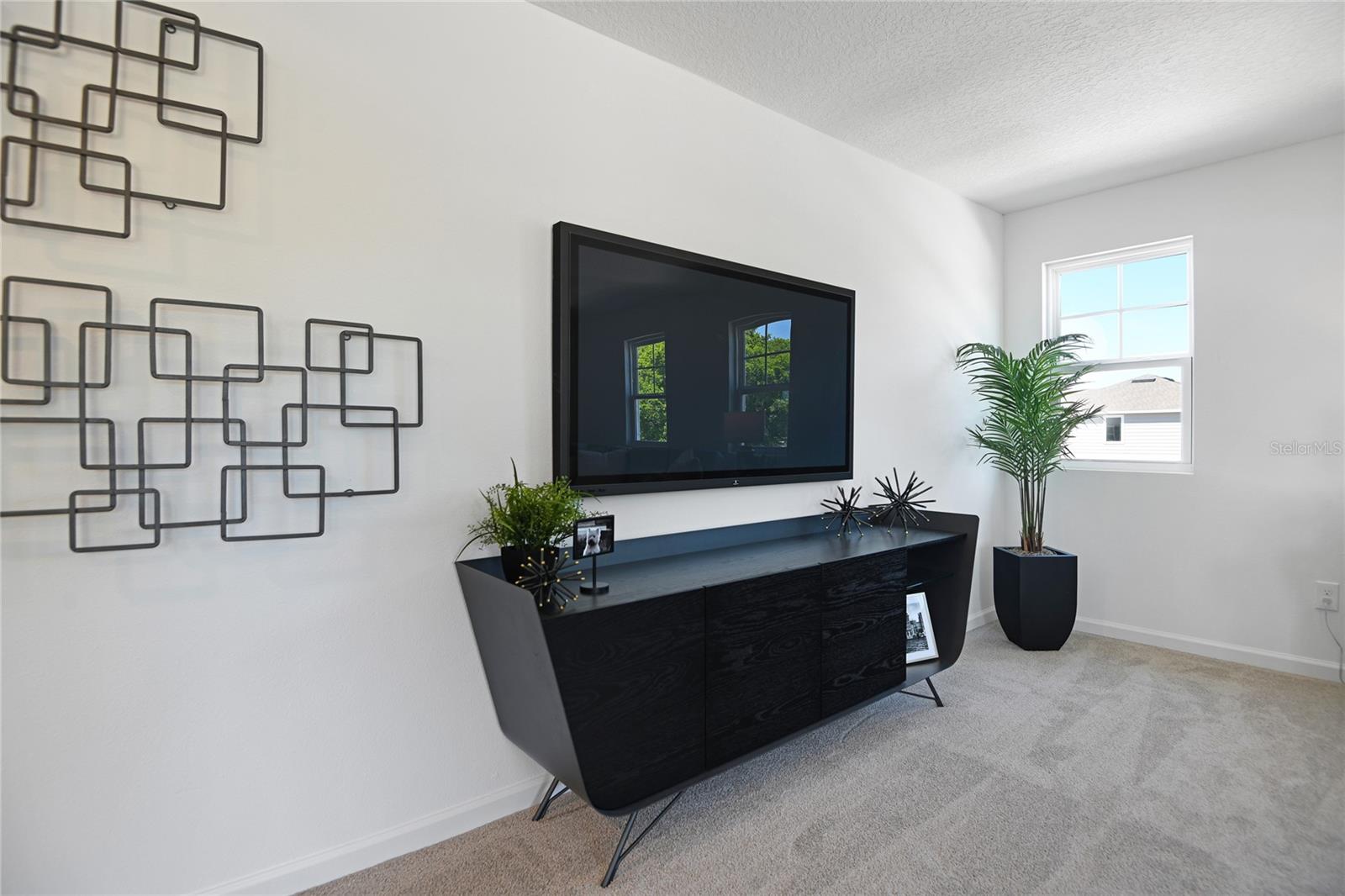 SEASONS AT MAGNOLIA POINTE - Residential