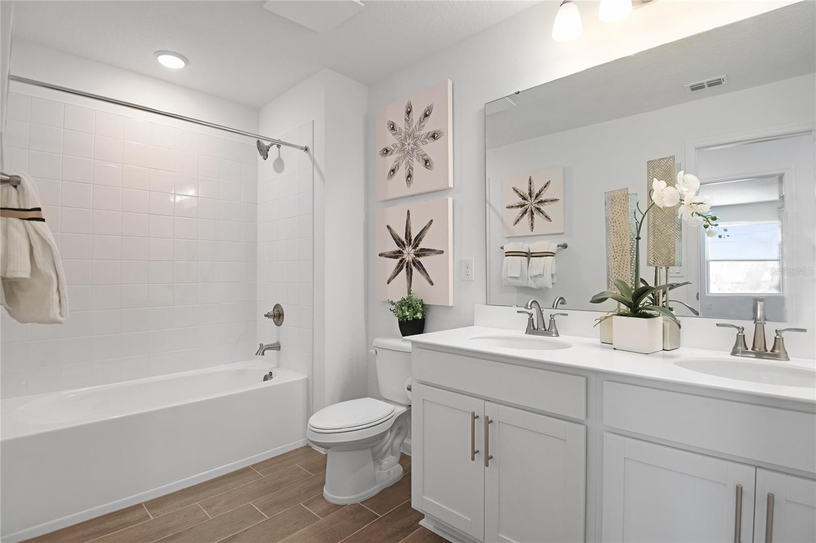 SEASONS AT MAGNOLIA POINTE - Residential