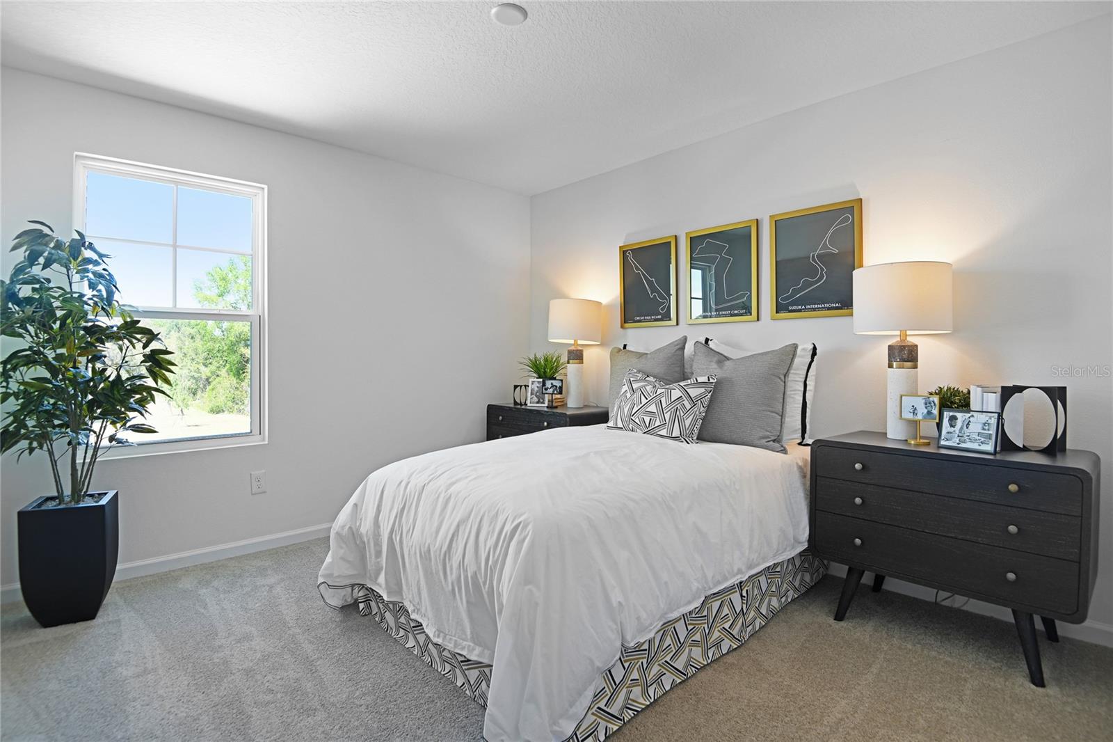 SEASONS AT MAGNOLIA POINTE - Residential