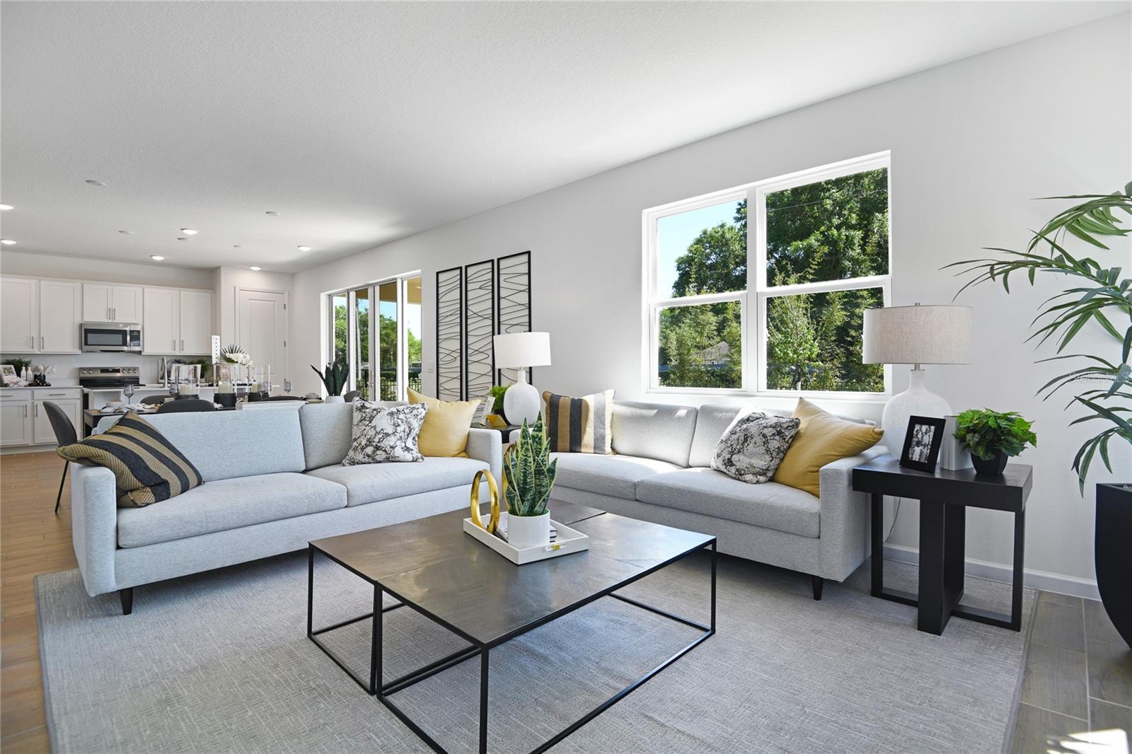 SEASONS AT MAGNOLIA POINTE - Residential