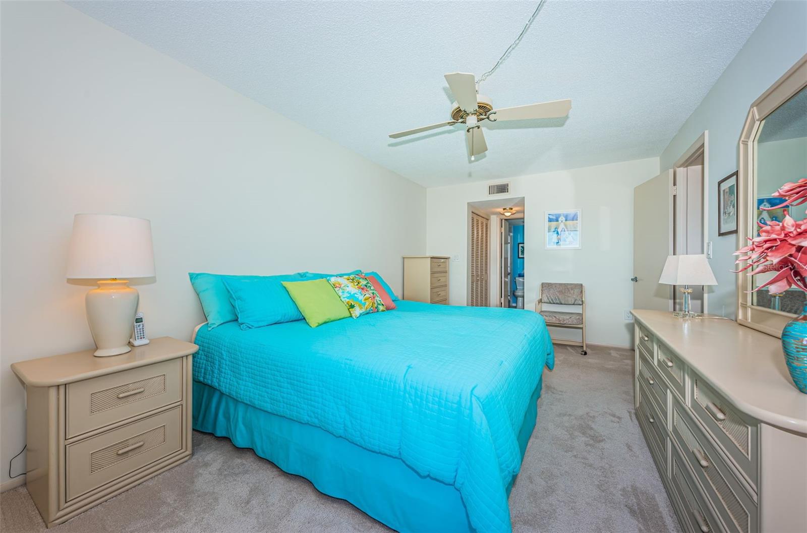 COLUMBIA TOWERS CONDO - Residential